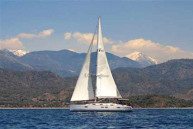 BAVARIA 45 CRUISER