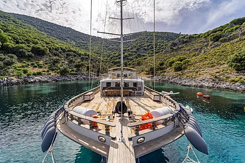 TERSANE 8 Dış Ön Güverte